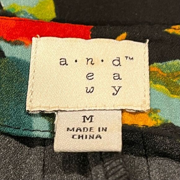 A New Day V-neck Short Sleeve Black Floral Shift Dress - Picture 10 of 13